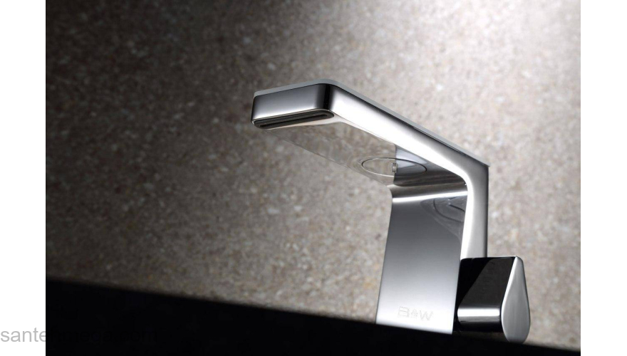 Смеситель для умывальника BLACK & WHITE Universe U7320. Фото