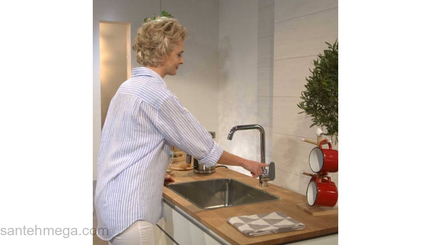 Смеситель для кухни Hansgrohe Focus E2 хром 31820000. Фото