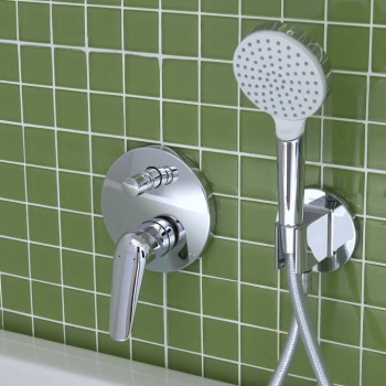 Смеситель для ванны Hansgrohe Novus 71045000 (внешняя часть). Фото