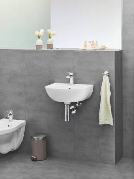 Смеситель для раковины GROHE BauEdge 23328000. Фото