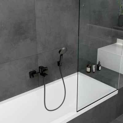 Смеситель для ванны однорычажный Hansgrohe Vernis Shape ВМ 71450670 черный. Фото