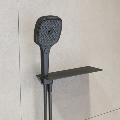 Выход для шланга с держателем для лейки и полкой черный матовый Slide IDDIS SLIAB00i62. Фото