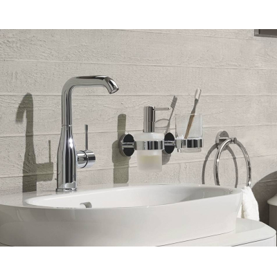 Смеситель для раковины GROHE Essence New 23541001. Фото